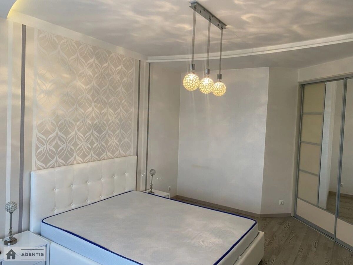 Сдам квартиру 2 комнаты, 80 m², 6 эт./14 этажей. 1, Йорданська вул. (Лайоша Гавро), Киев. 