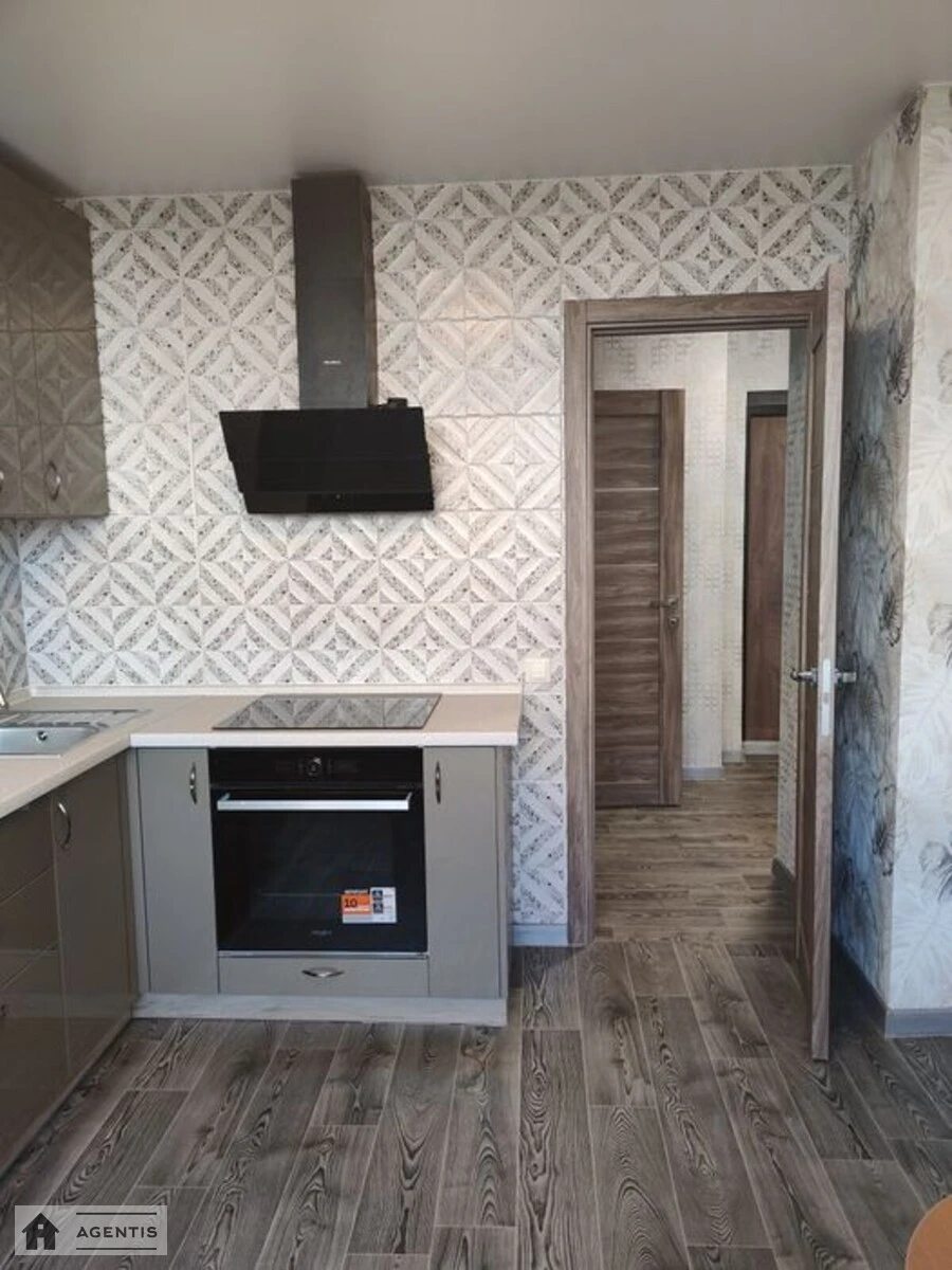 Здам квартиру 1 кімната, 40 m², 6 пов./26 поверхів. 15, Соломії Крушельницької вул., Київ. 