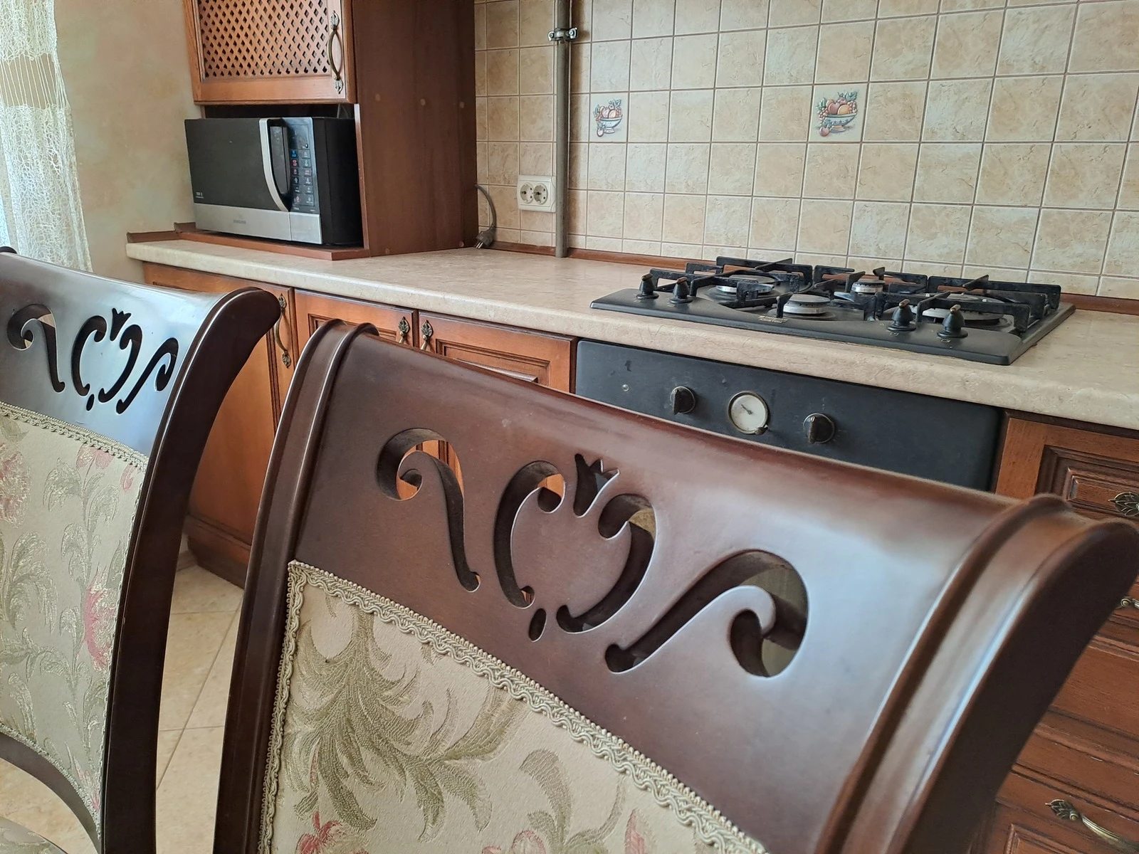 Продаж квартири 3 кімнати, 92 m², 4 пов./10 поверхів. Львівська вул., Тернопіль. 