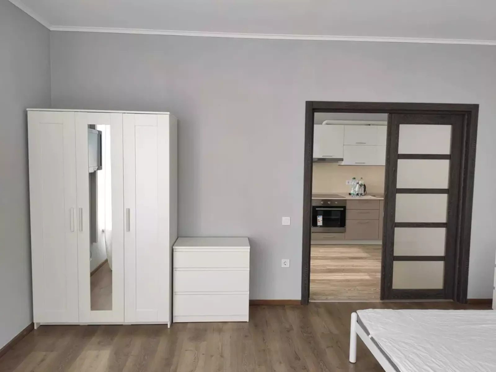 Сдам квартиру 1 комната, 58 m², 18 эт./25 этажей. 15, Академіка Заболотного вул., Киев. 