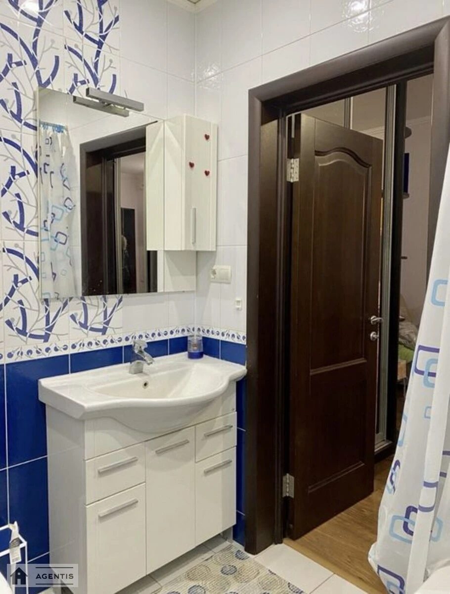 Здам квартиру 2 кімнати, 84 m², 12 пов./12 поверхів. Ніжинська, Київ. 