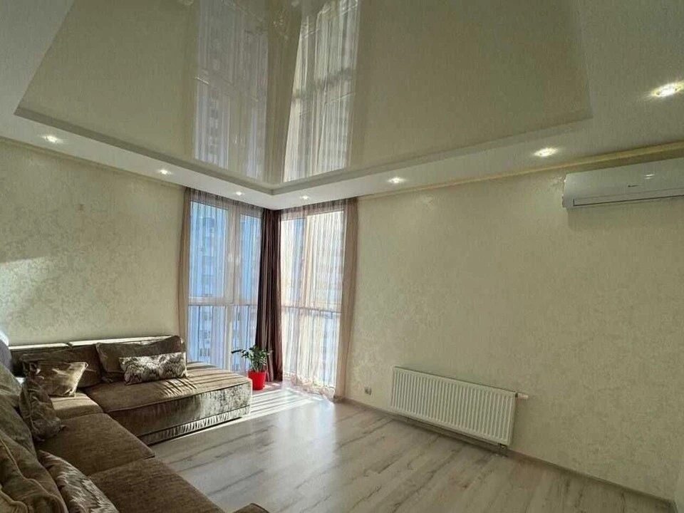 Apartment for rent 3 rooms, 90 m², 22nd fl./25 floors. 2, Dragomanova 2, Kyiv. 