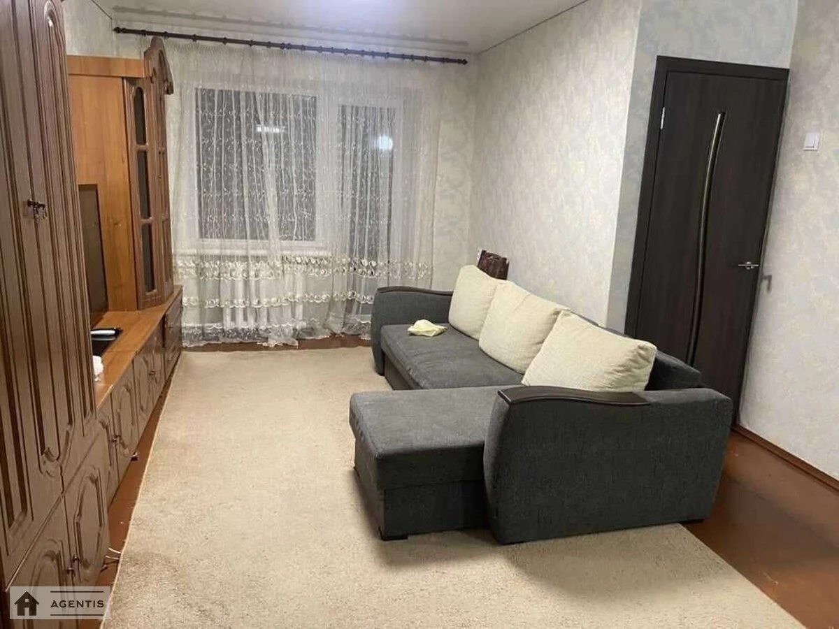 Здам квартиру 2 кімнати, 46 m², 2 пов./9 поверхів. 10, Озерна 10, Київ. 