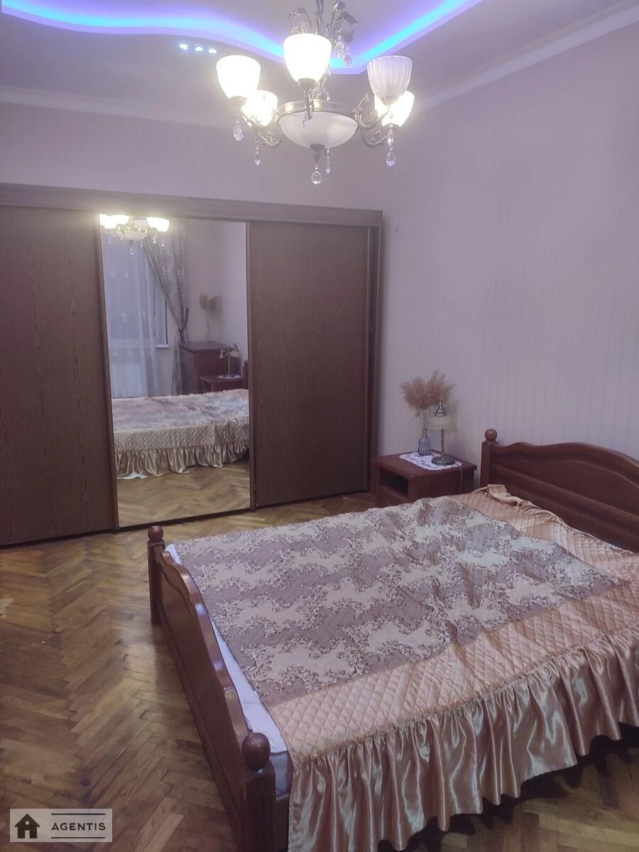 Apartment for rent 2 rooms, 60 m², 5th fl./5 floors. 5, Dzhokhara Dudayeva vul. Iskrivska, Kyiv. 