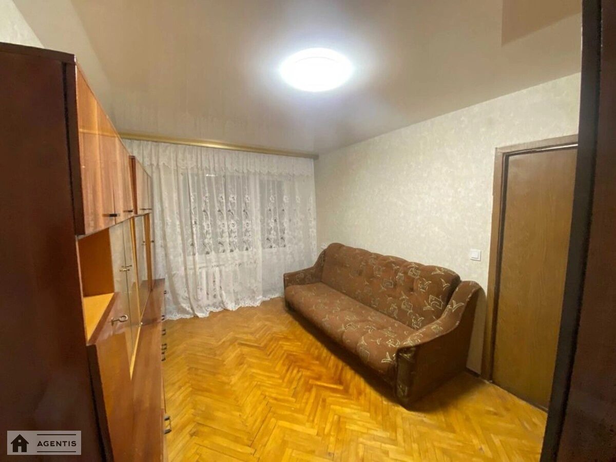 Apartment for rent 1 room, 25 m², 7th fl./9 floors. 19, Novovokzalna 19, Kyiv. 