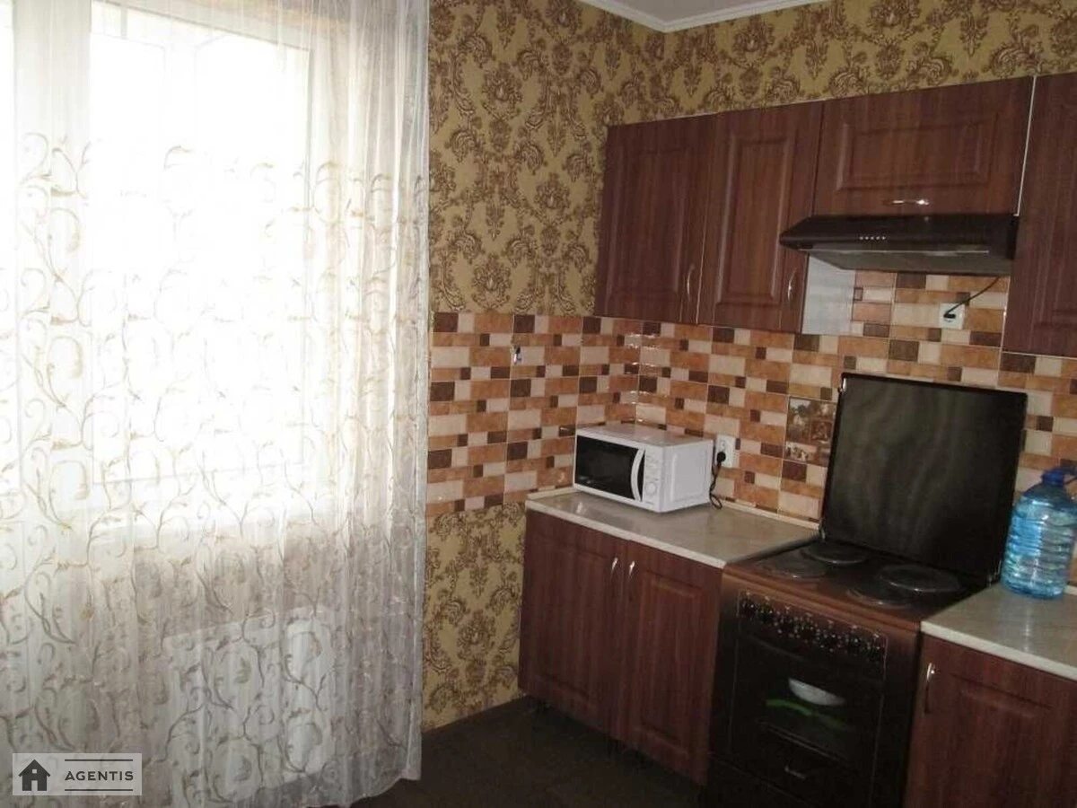 Apartment for rent 1 room, 46 m², 16th fl./24 floors. Geroyiv Sevastopolya, Kyiv. 