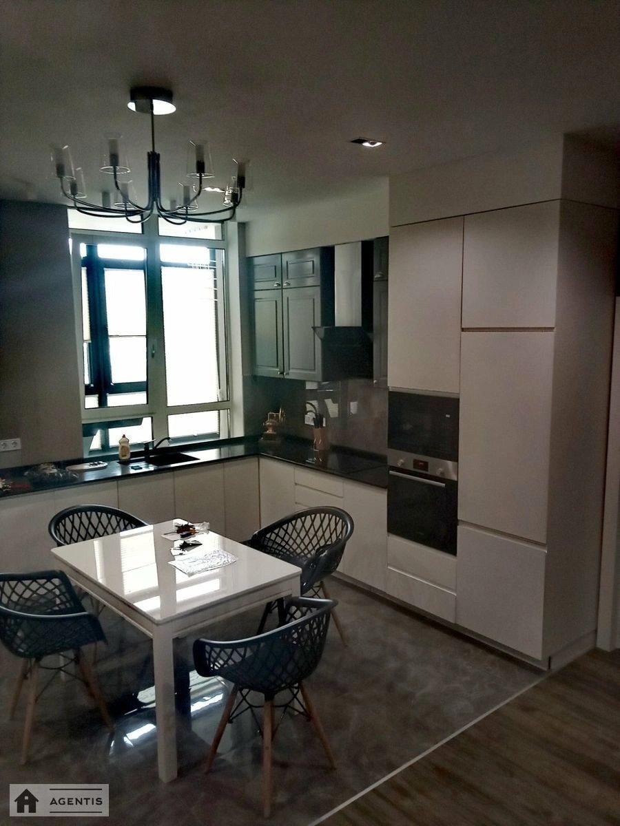 Apartment for rent 2 rooms, 81 m², 6th fl./18 floors. Dzhona Makkeyna vul. Ivana Kudri, Kyiv. 