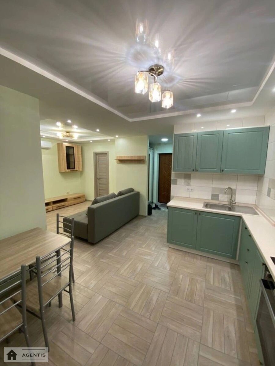 Сдам квартиру 2 комнаты, 45 m², 4 эт./25 этажей. Приміська вул., Киев. 