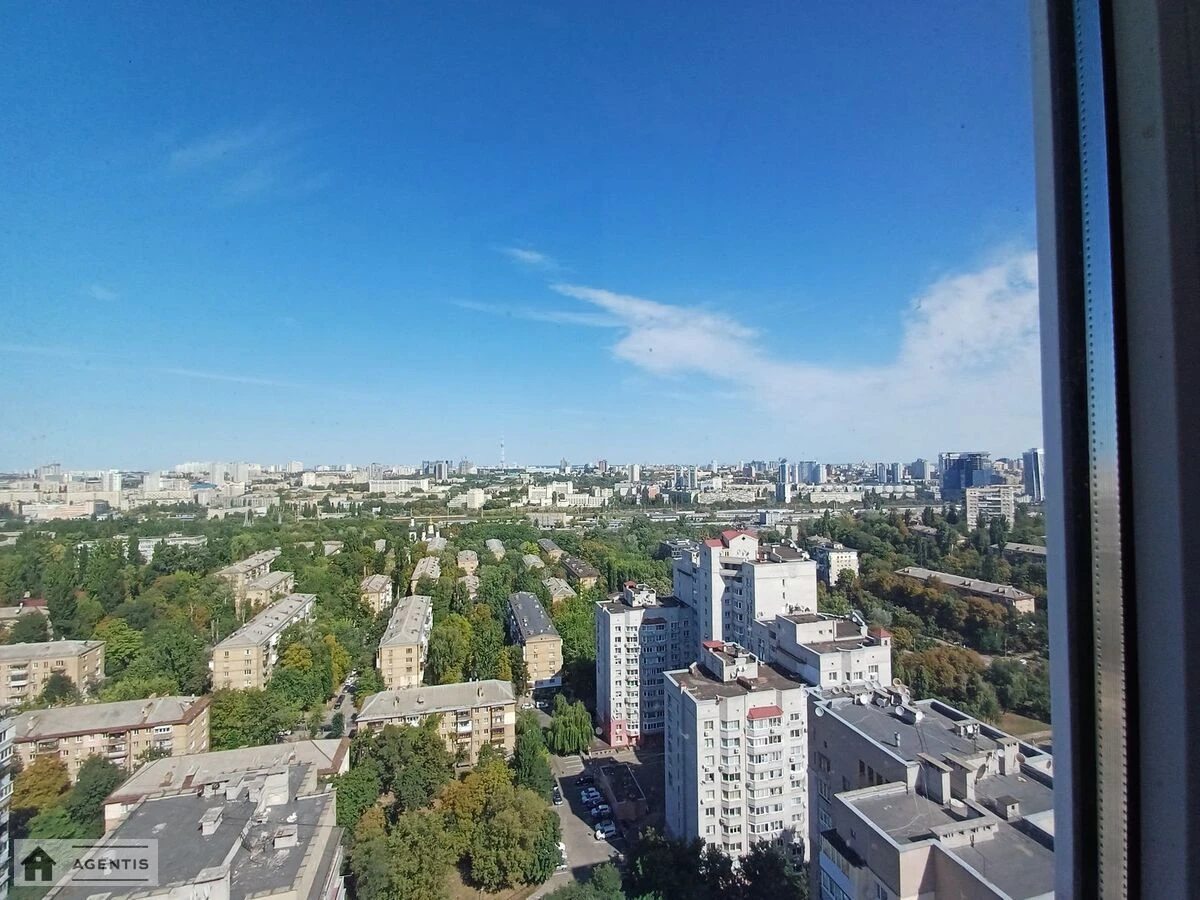 Сдам квартиру 3 комнаты, 110 m², 22 эт./25 этажей. 13, Генерала Генадія Воробйова вул. (Курська), Киев. 