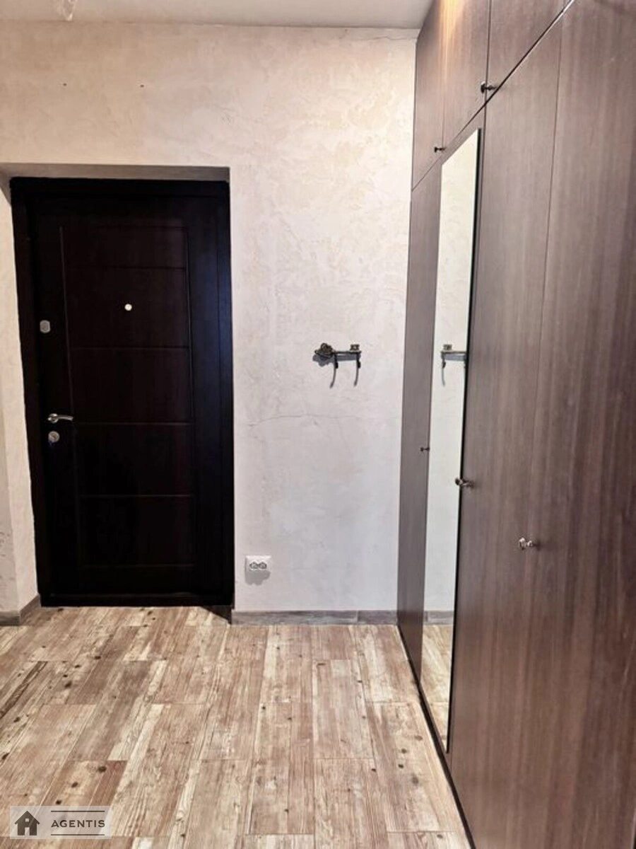 Apartment for rent 1 room, 45 m², 2nd fl./25 floors. 1, Zarichna 1, Kyiv. 