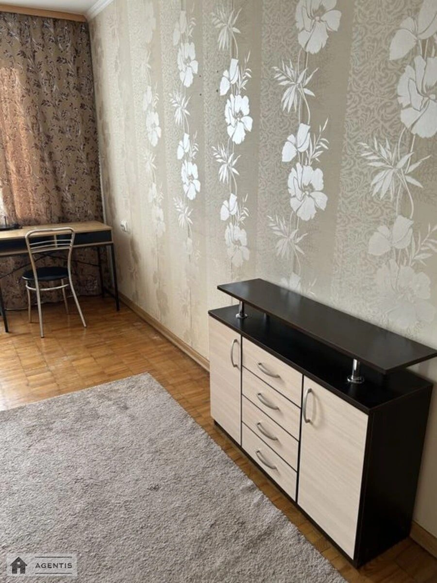 Сдам квартиру 1 комната, 34 m², 6 эт./16 этажей. 7, Ореста Левицького вул. (Академіка Курчатова), Киев. 