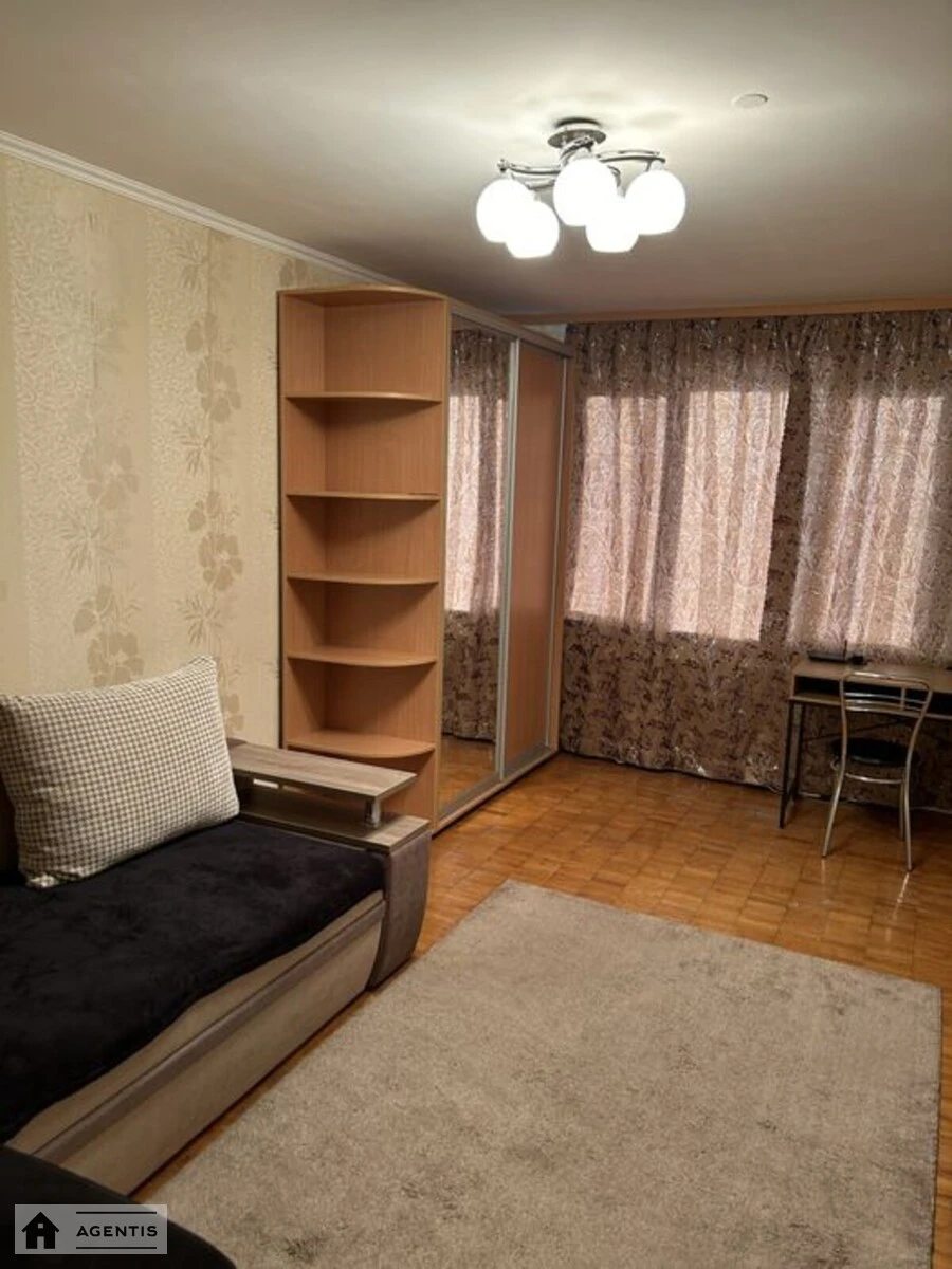 Сдам квартиру 1 комната, 34 m², 6 эт./16 этажей. 7, Ореста Левицького вул. (Академіка Курчатова), Киев. 