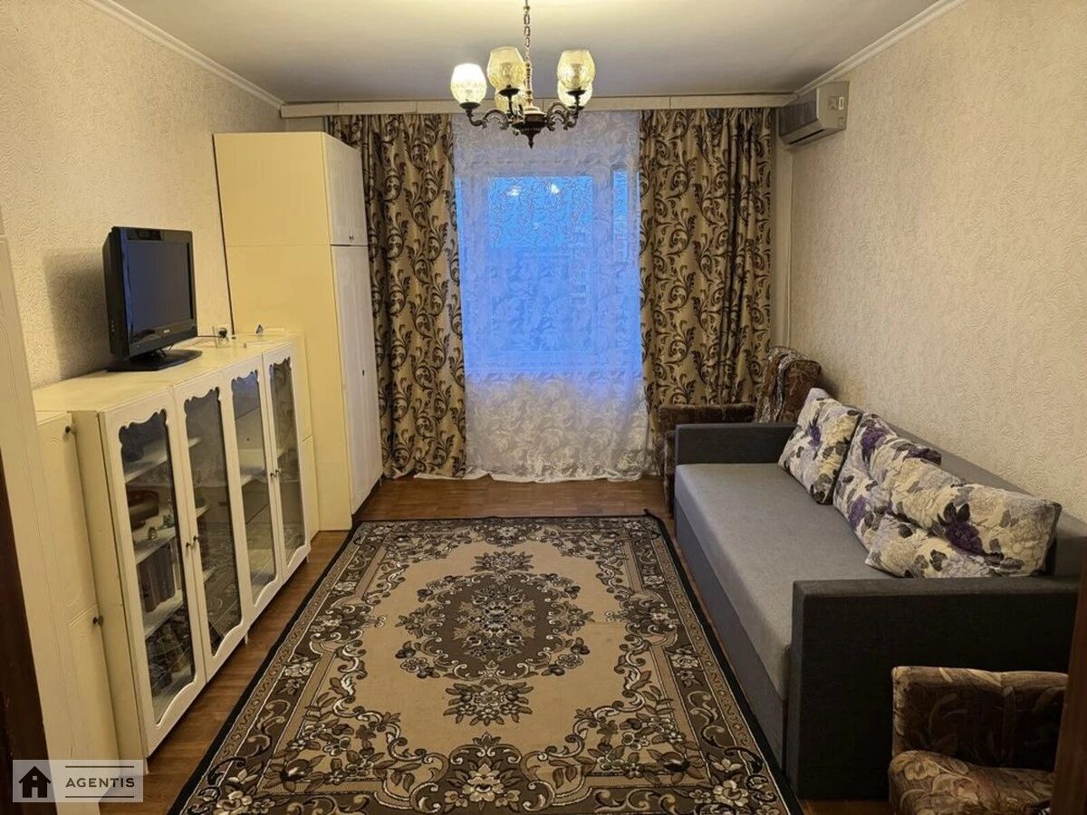 Сдам квартиру 2 комнаты, 55 m², 9 эт./16 этажей. 3, Костянтина Данькевича вул., Киев. 