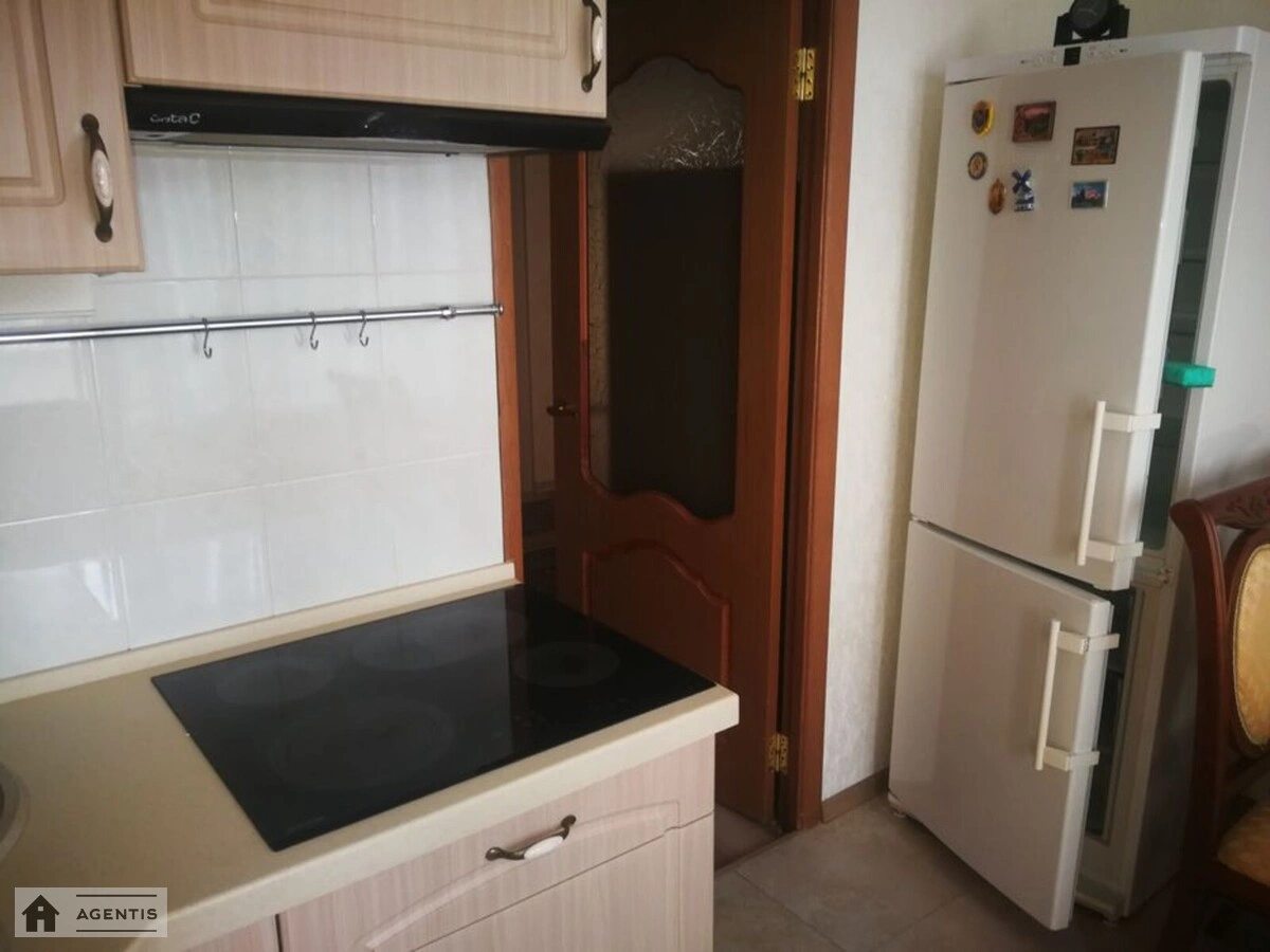 Здам квартиру 2 кімнати, 54 m², 8 пов./16 поверхів. 1, Рональда Рейгана вул. (Теодора Драйзера), Київ. 