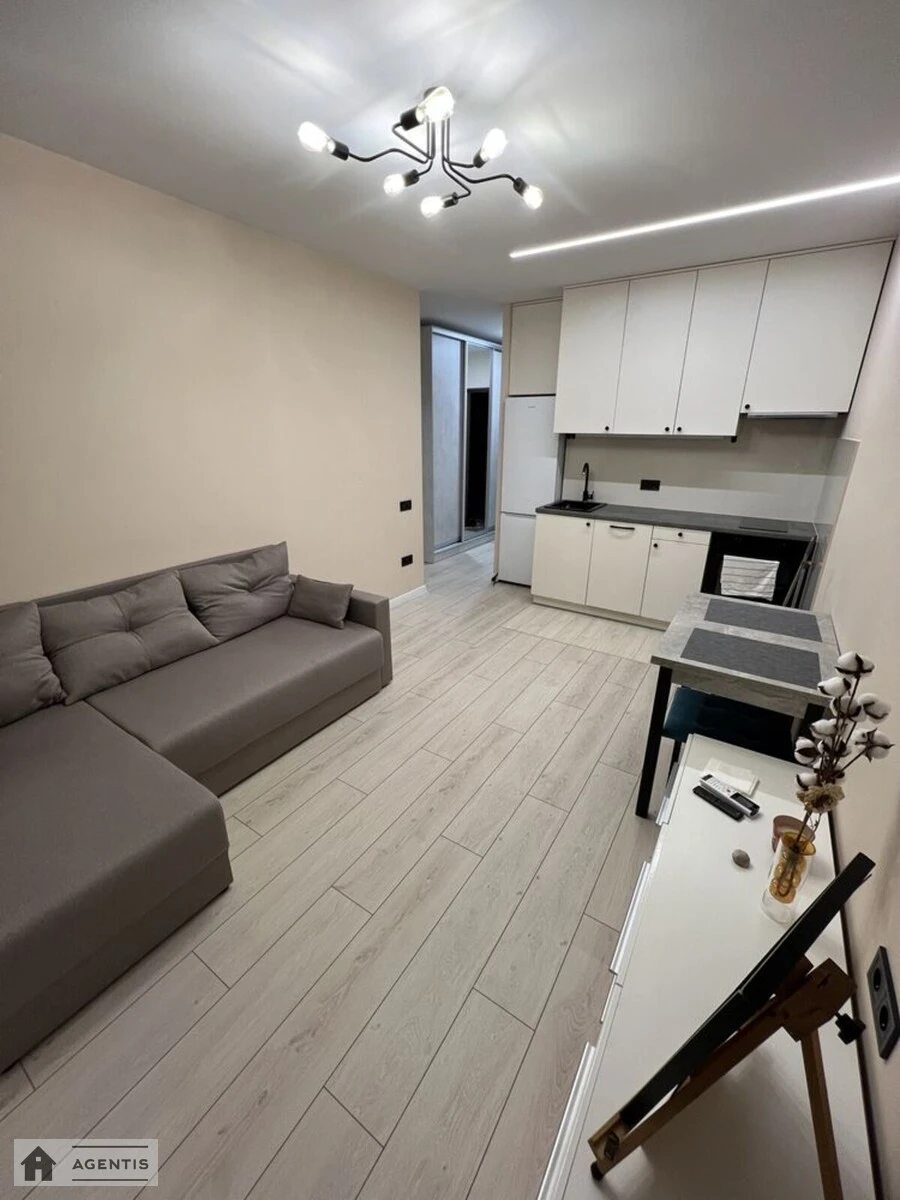 Сдам квартиру 1 комната, 36 m², 11 эт./26 этажей. 40, Івана Виговського вул. (Маршала Гречка), Киев. 