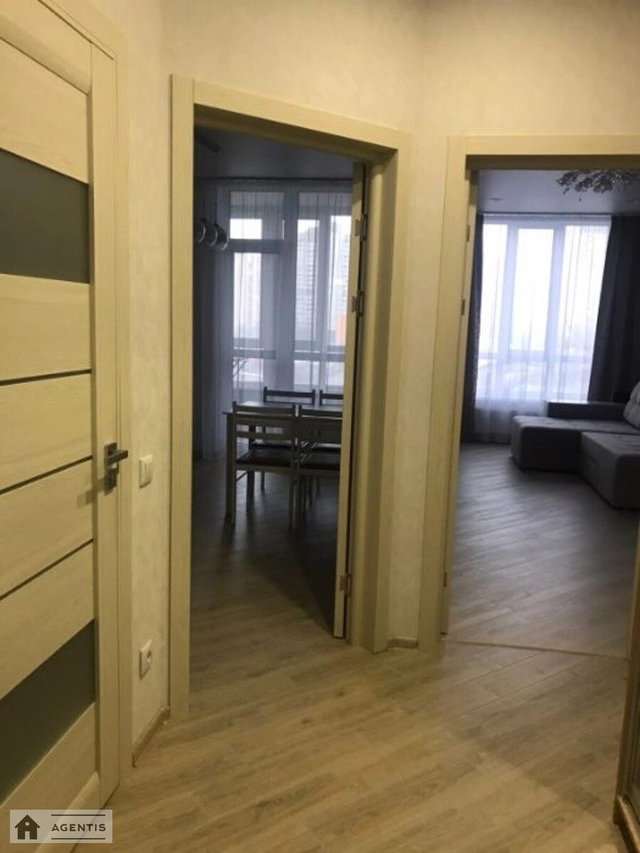 Apartment for rent 1 room, 40 m², 4th fl./26 floors. 58, Kahovska 58, Kyiv. 