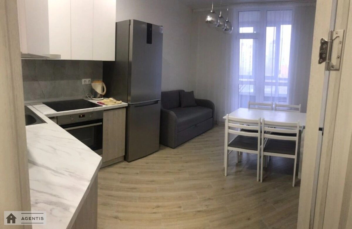 Apartment for rent 1 room, 40 m², 4th fl./26 floors. 58, Kahovska 58, Kyiv. 