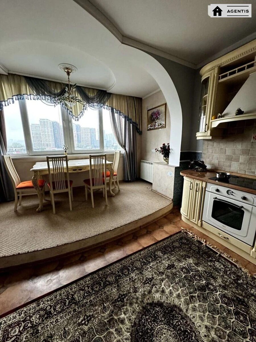 Apartment for rent 3 rooms, 98 m², 5th fl./24 floors. 10, Mykoly Bazhana prosp., Kyiv. 