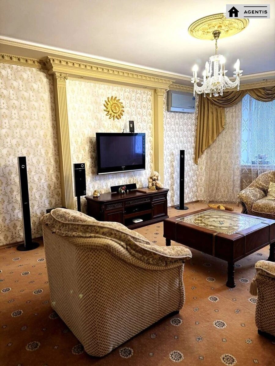 Apartment for rent 3 rooms, 98 m², 5th fl./24 floors. 10, Mykoly Bazhana prosp., Kyiv. 