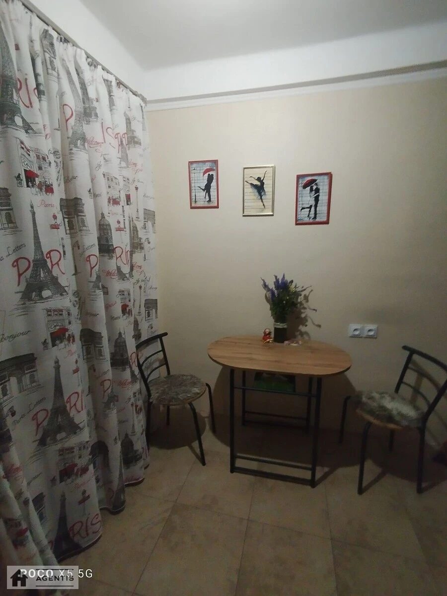 Apartment for rent 1 room, 47 m², 4th fl./4 floors. Rusanivska Naberezhna, Kyiv. 