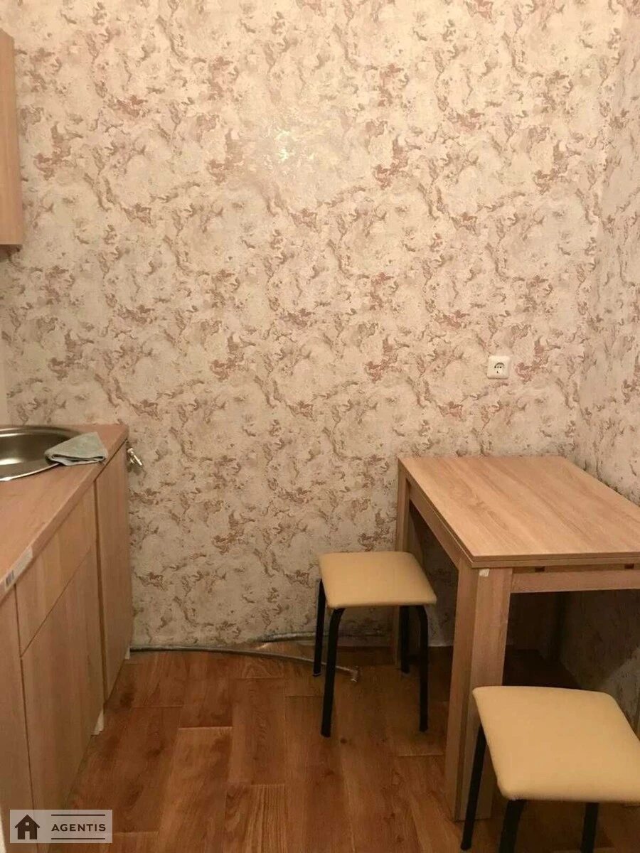 Apartment for rent 1 room, 31 m², 1st fl./25 floors. Serhiya Danchenka vul., Kyiv. 