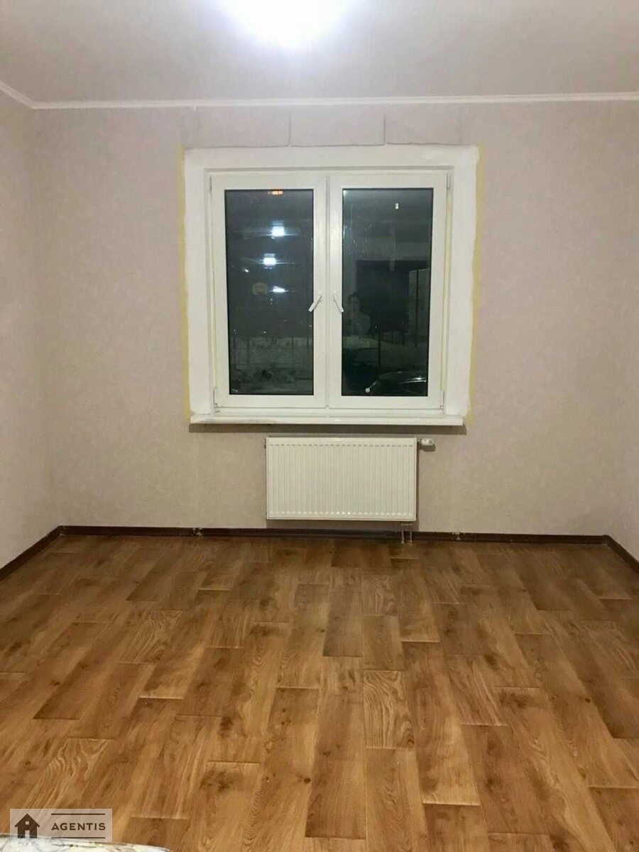 Сдам квартиру 1 комната, 31 m², 1 эт./25 этажей. Сергія Данченка вул., Киев. 