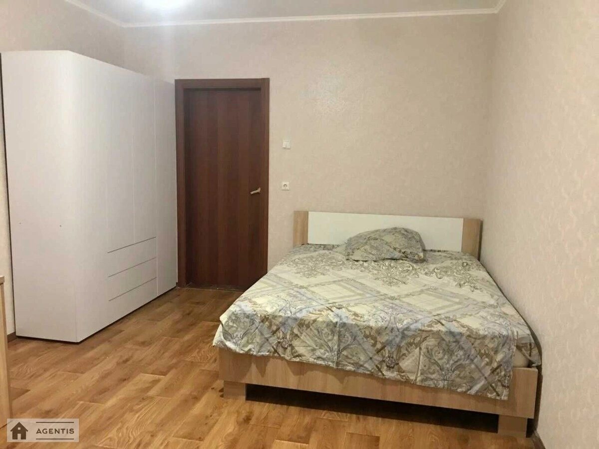 Apartment for rent 1 room, 31 m², 1st fl./25 floors. Serhiya Danchenka vul., Kyiv. 