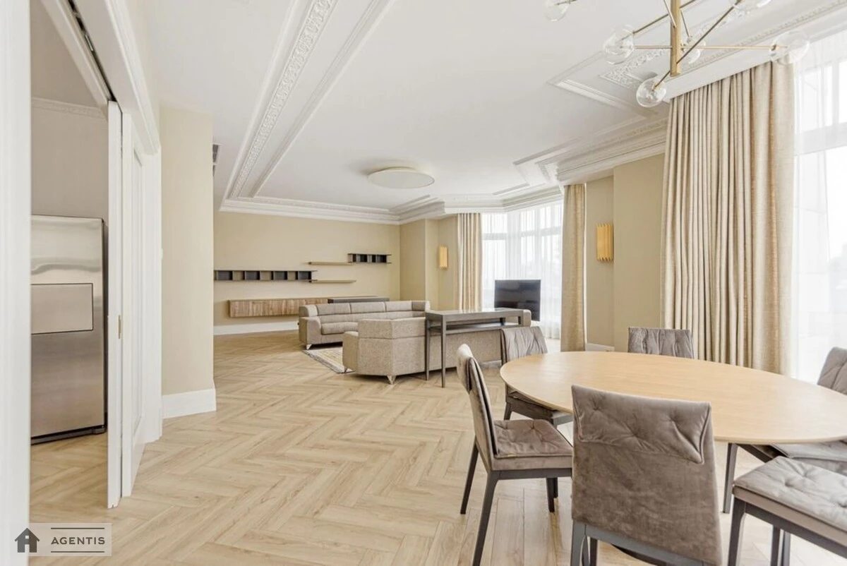 Apartment for rent 4 rooms, 270 m², 4th fl./11 floors. 9, Mykhayla Hrushevskoho vul., Kyiv. 