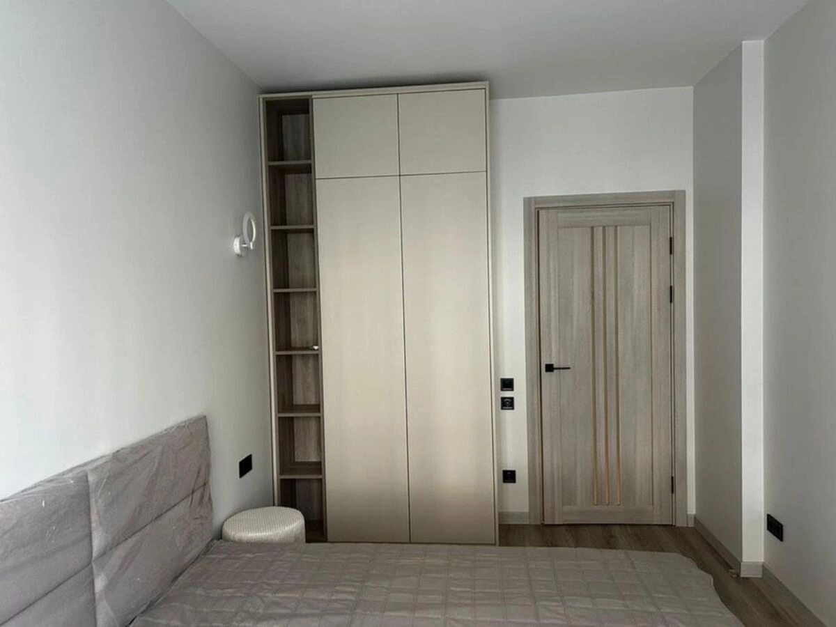 Apartment for rent 1 room, 40 m², 1st fl./9 floors. 107, Metrologichna 107, Kyiv. 