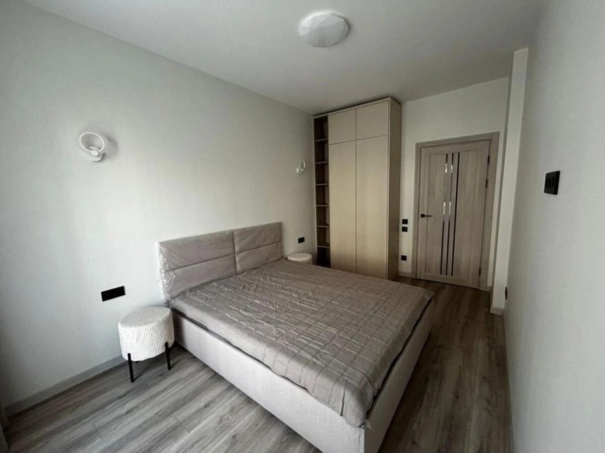 Apartment for rent 1 room, 40 m², 1st fl./9 floors. 107, Metrologichna 107, Kyiv. 