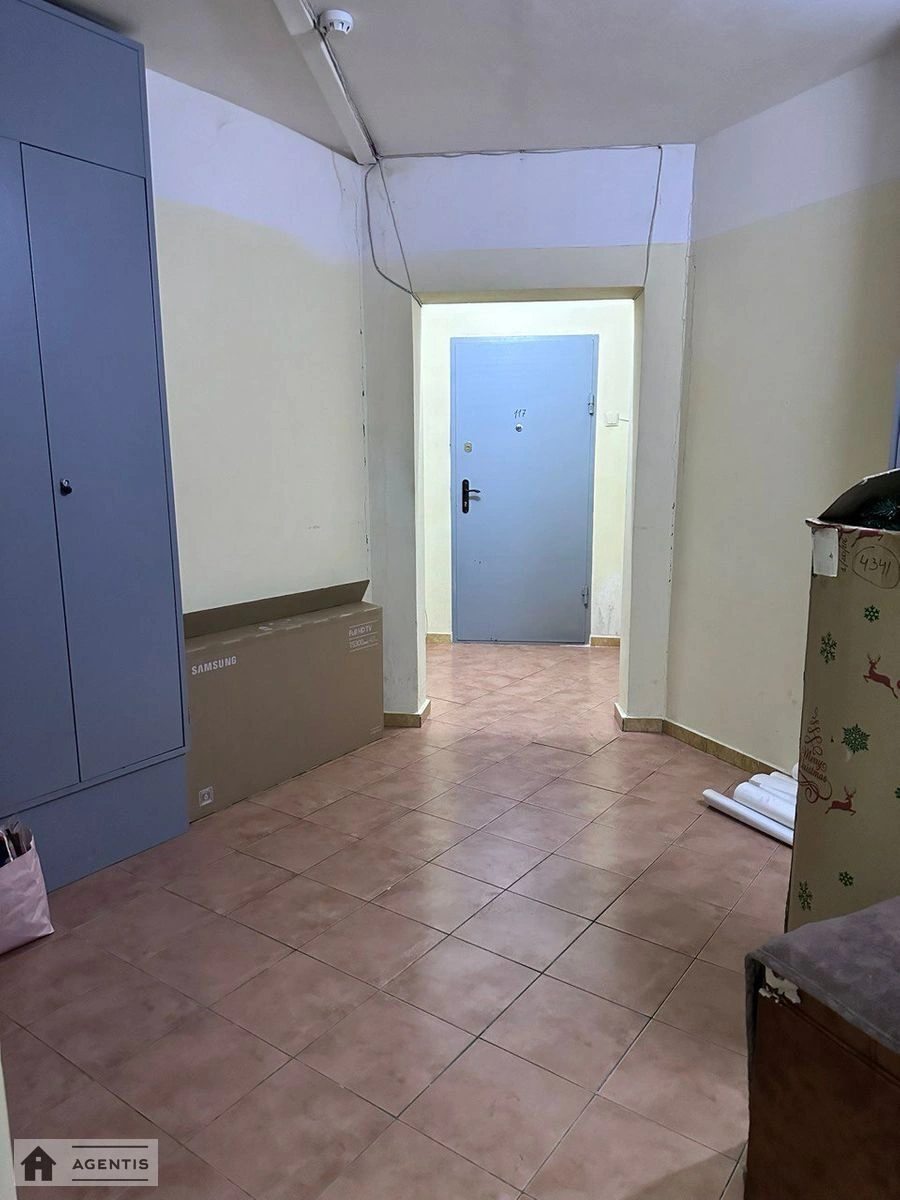 Здам квартиру 2 кімнати, 65 m², 20 пов./24 поверхи. 34, Урлівська 34, Київ. 