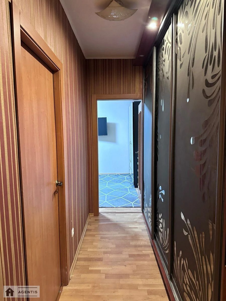 Здам квартиру 2 кімнати, 65 m², 20 пов./24 поверхи. 34, Урлівська 34, Київ. 