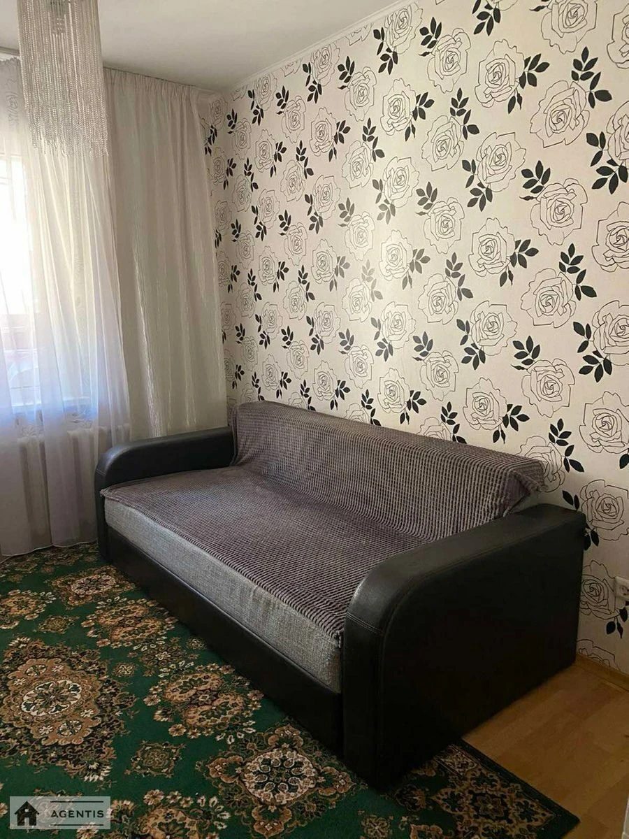 Здам квартиру 2 кімнати, 65 m², 20 пов./24 поверхи. 34, Урлівська 34, Київ. 