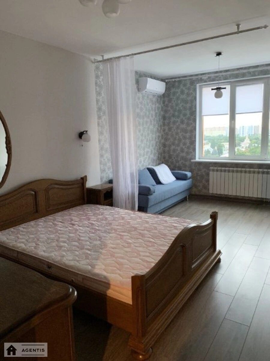 Apartment for rent 1 room, 50 m², 18th fl./26 floors. Golosiyivskiy, Kyiv. 