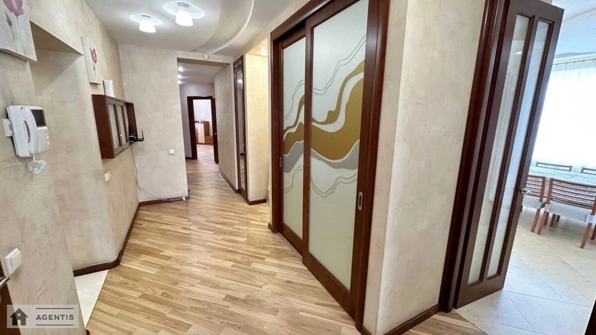 Здам квартиру 5 кімнат, 197 m², 9 пов./10 поверхів. 24, Володимира Івасюка просп. (Героїв Сталінграда), Київ. 