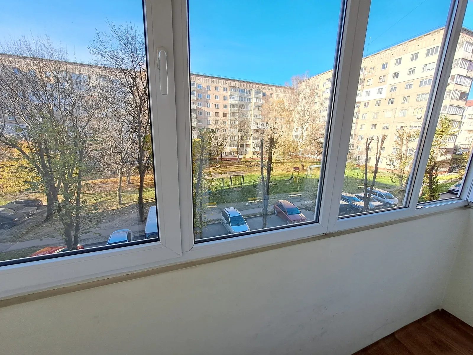 Здам квартиру 3 кімнати, 64 m², 3 пов./9 поверхів. Злуки пр., Тернопіль. 