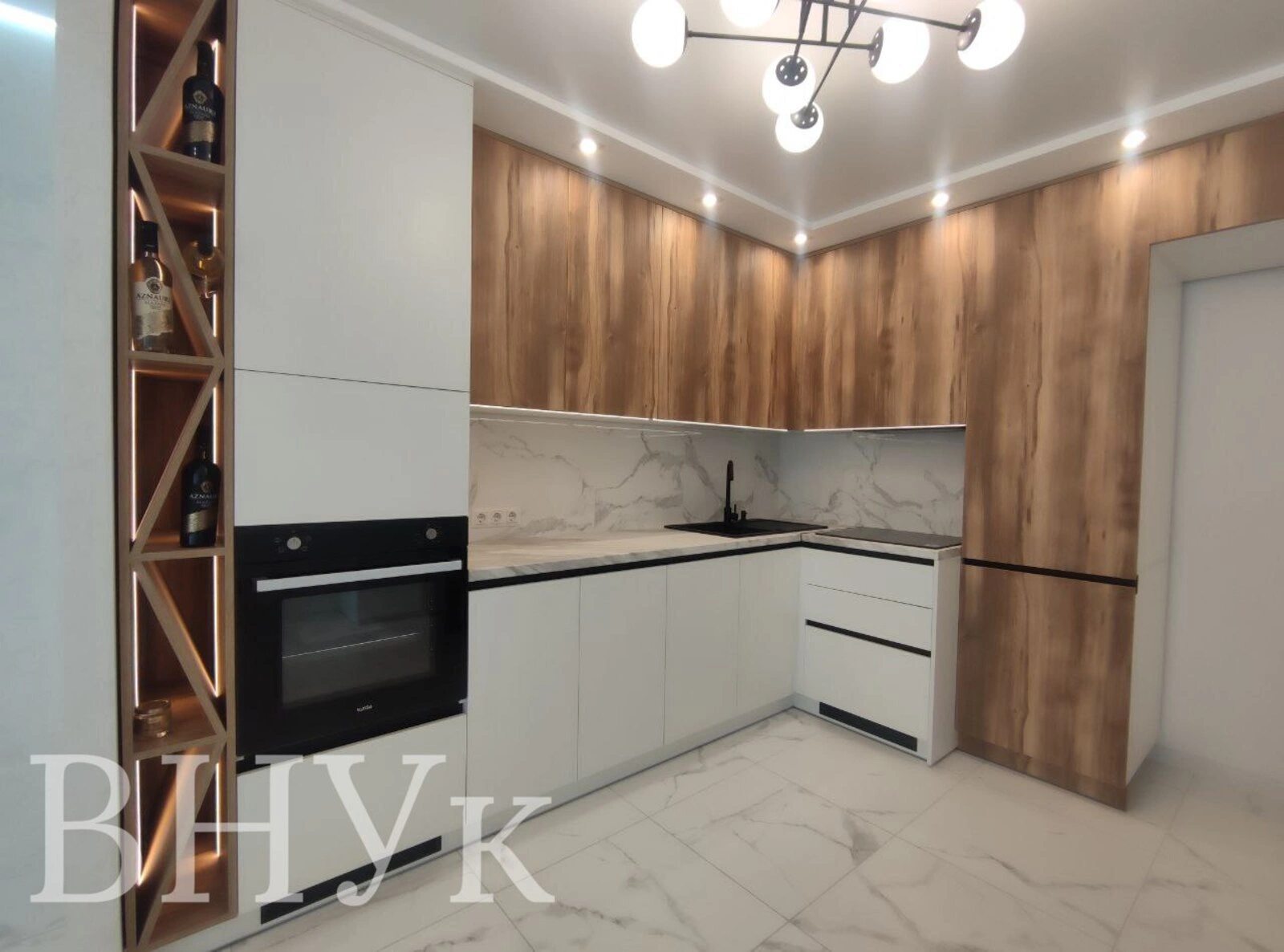 Продаж квартири 2 кімнати, 54 m², 9 пов./11 поверхів. Смакули вул., Тернопіль. 