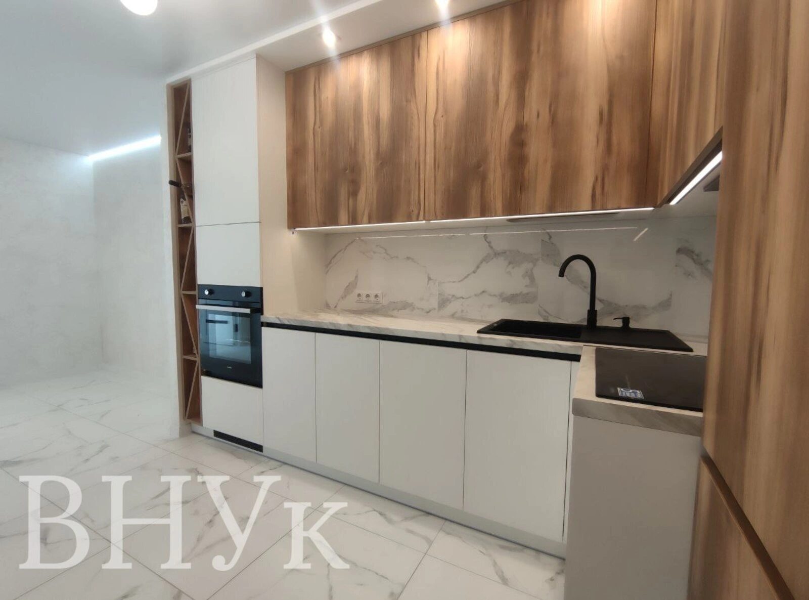 Продаж квартири 2 кімнати, 54 m², 9 пов./11 поверхів. Смакули вул., Тернопіль. 