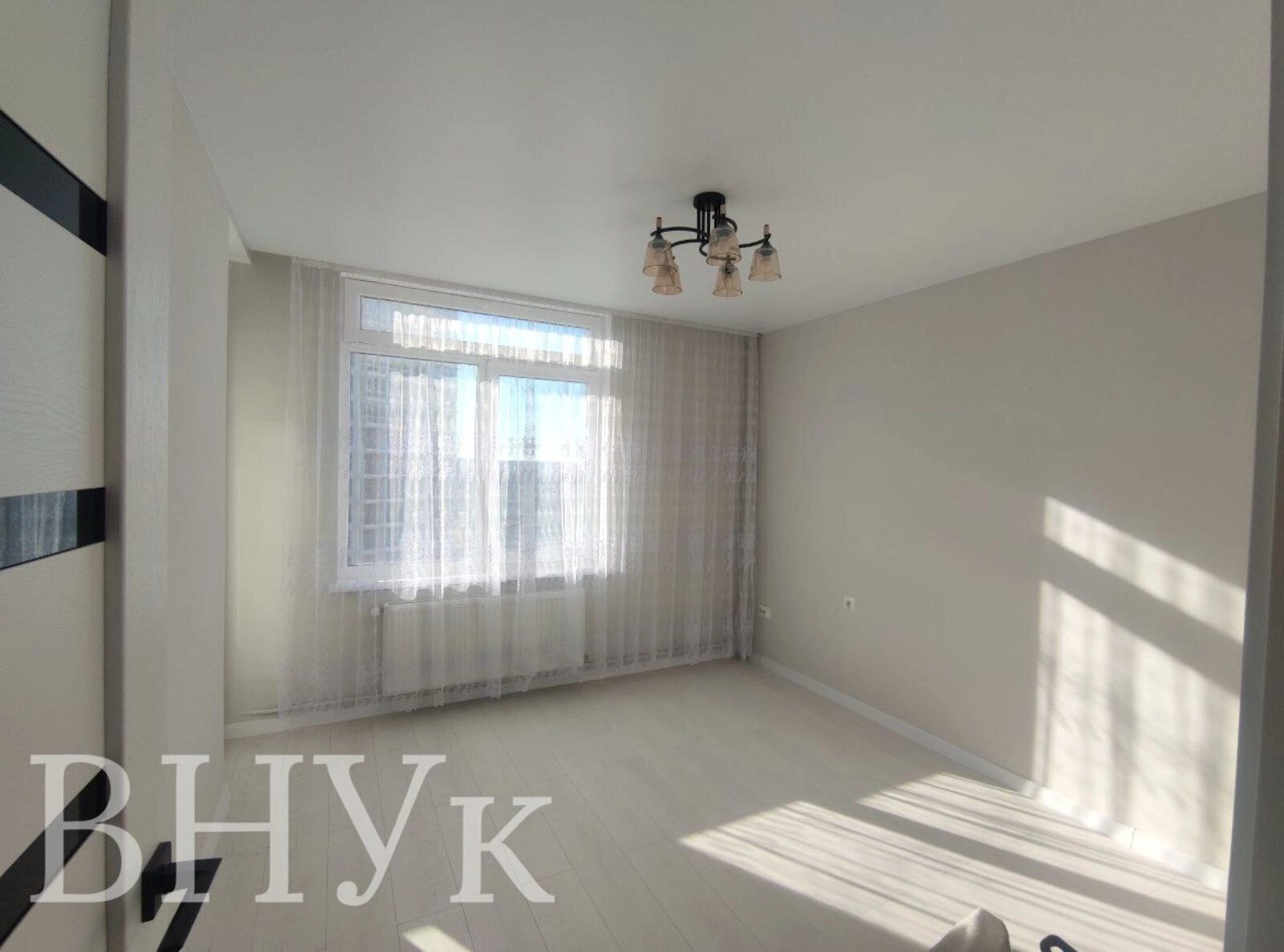 Продаж квартири 2 кімнати, 54 m², 9 пов./11 поверхів. Смакули вул., Тернопіль. 