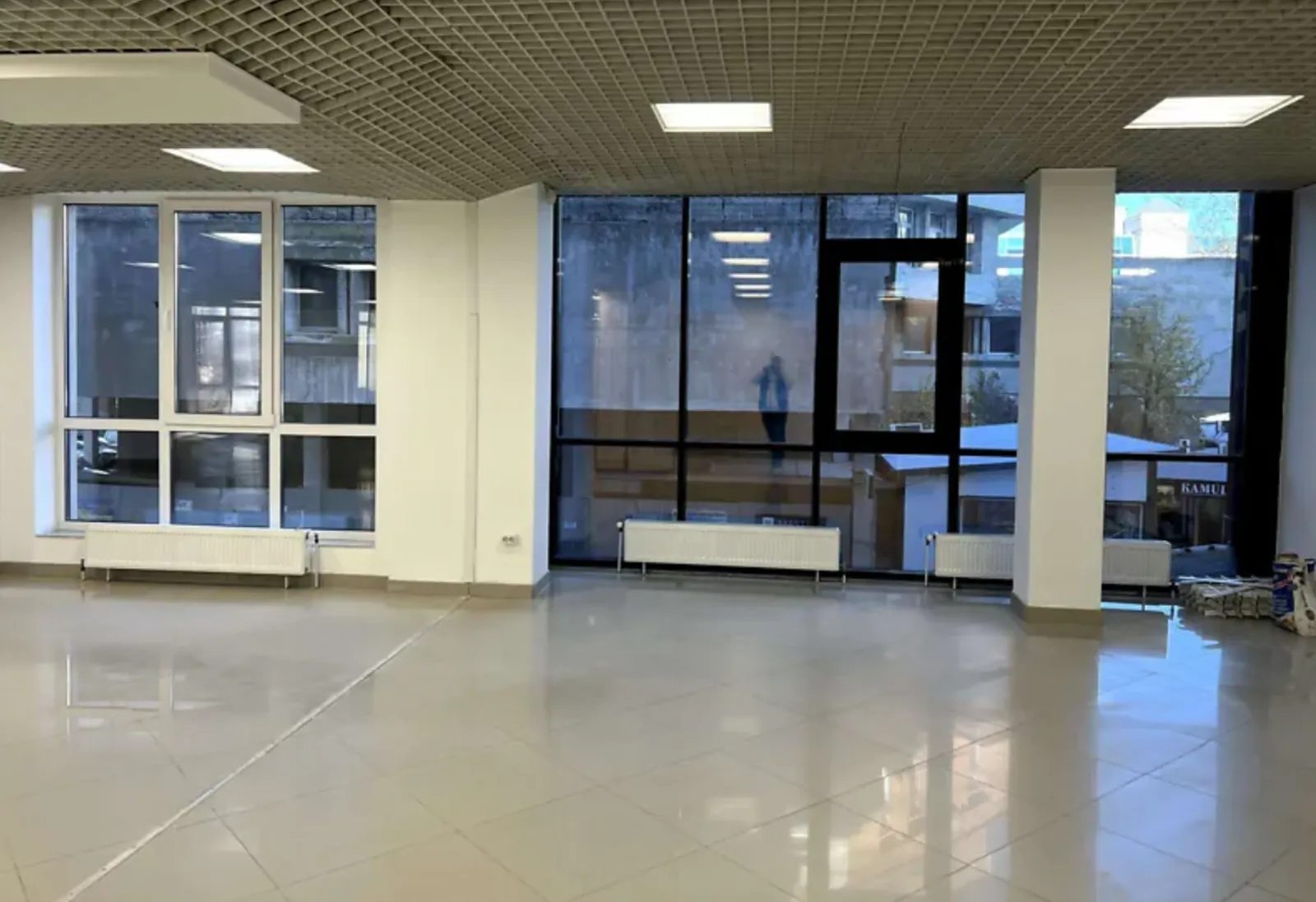 Продам нерухомість під комерцію 152 m², 2 пов./3 поверхи. Центр, Тернопіль. 