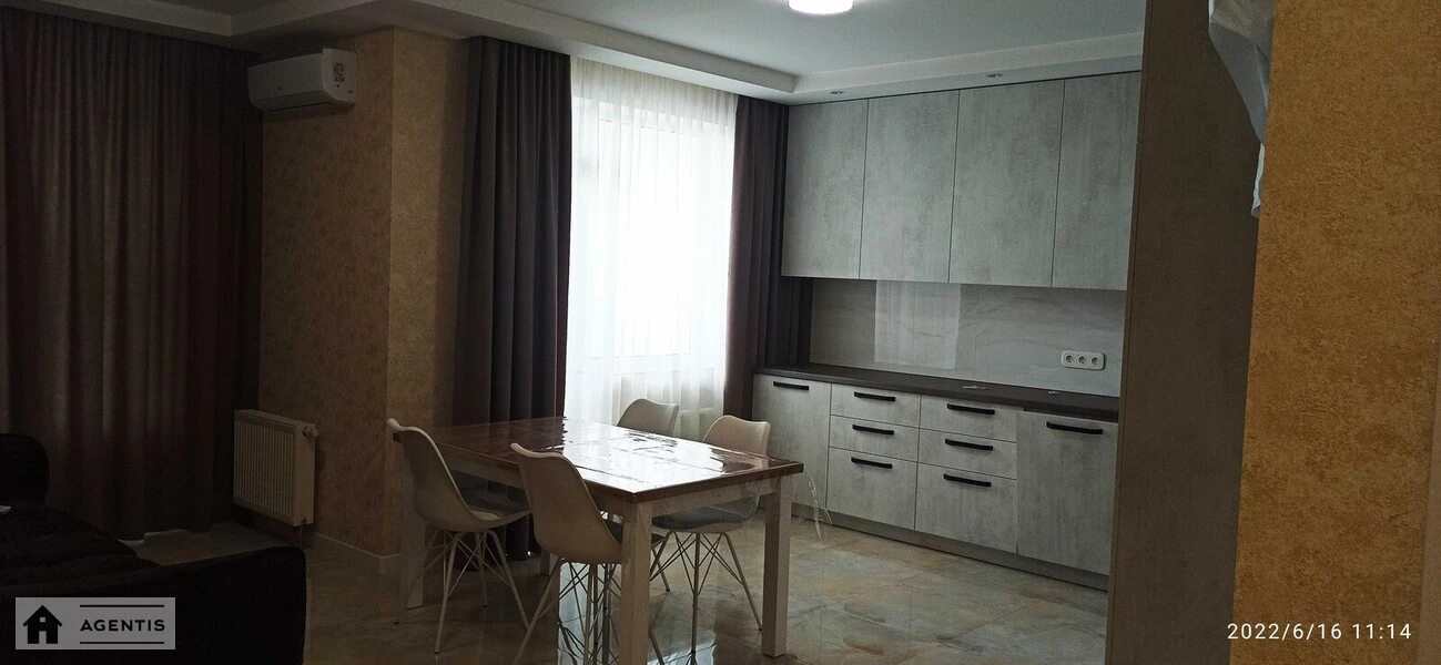 Сдам квартиру 2 комнаты, 80 m², 19 эт./36 этажей. 5, Берестейський просп. (Перемоги), Киев. 