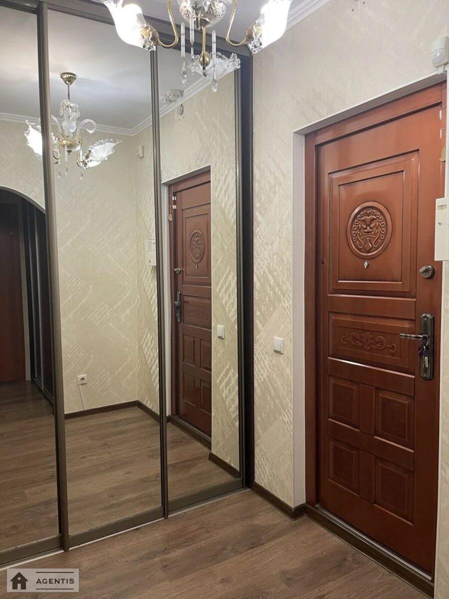 Сдам квартиру 1 комната, 42 m², 18 эт./21 этаж. 8, Костянтина Данькевича вул., Киев. 