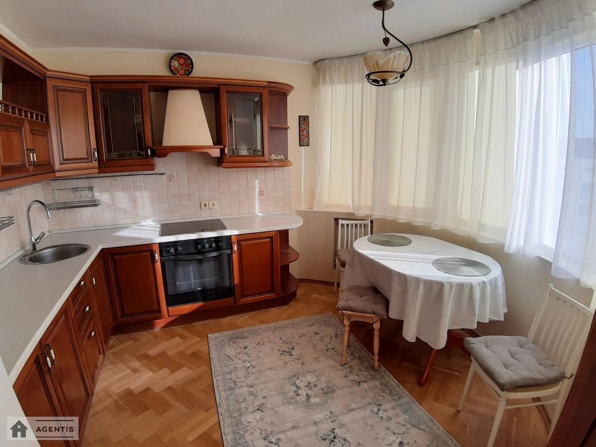 Сдам квартиру 2 комнаты, 65 m², 15 эт./20 этажей. 13, Левка Лукяненка вул. (Маршала Тимошенка), Киев. 