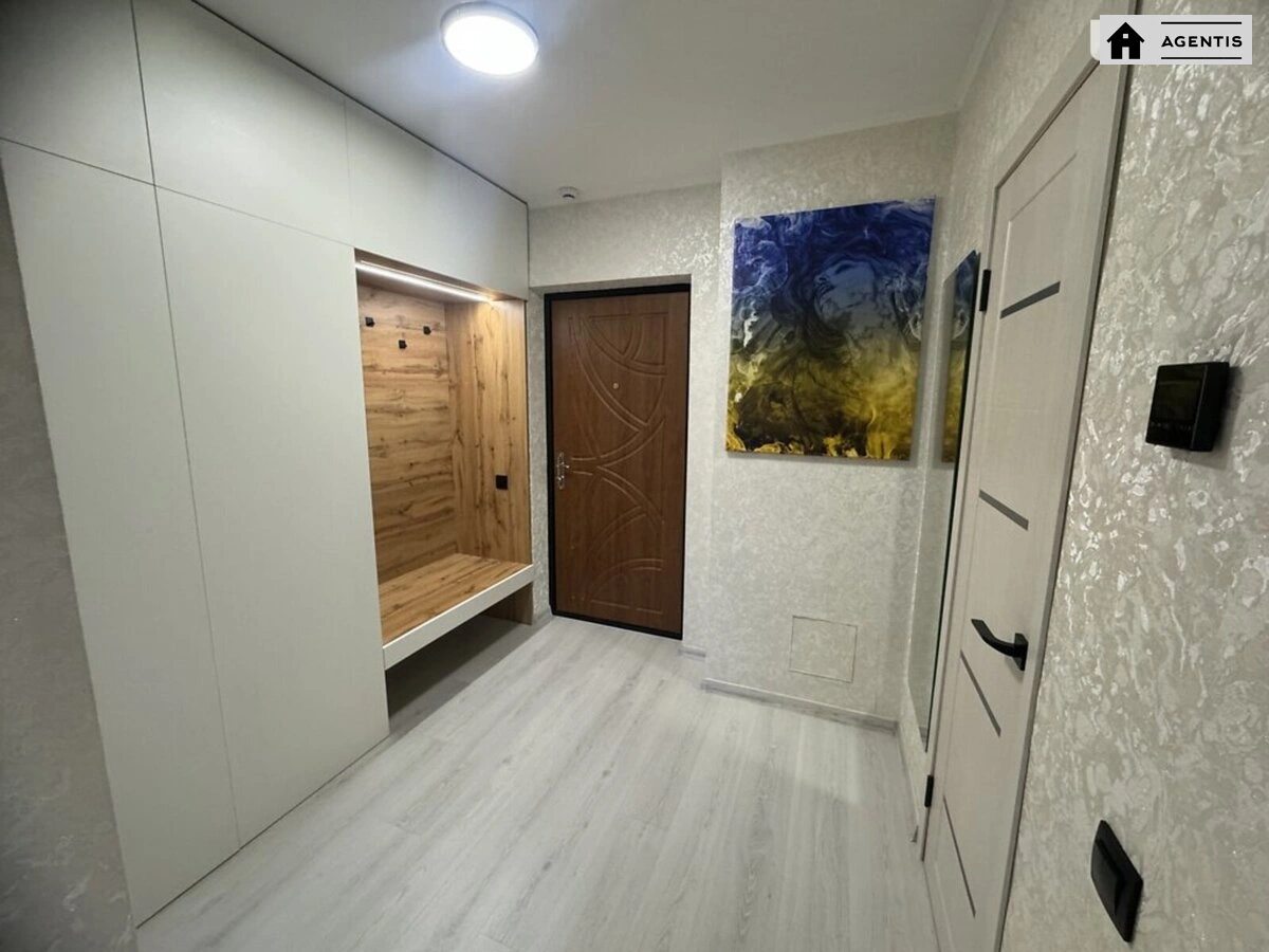 Здам квартиру 1 кімната, 40 m², 16 пов./25 поверхів. Приміська , Новоселки. 