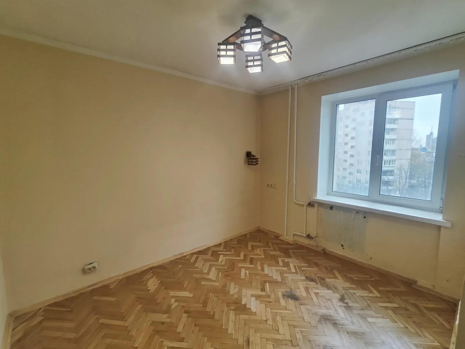 Продаж квартири 4 кімнати, 78 m², 5 пов./9 поверхів. 11, Теремківська 11, Київ. 