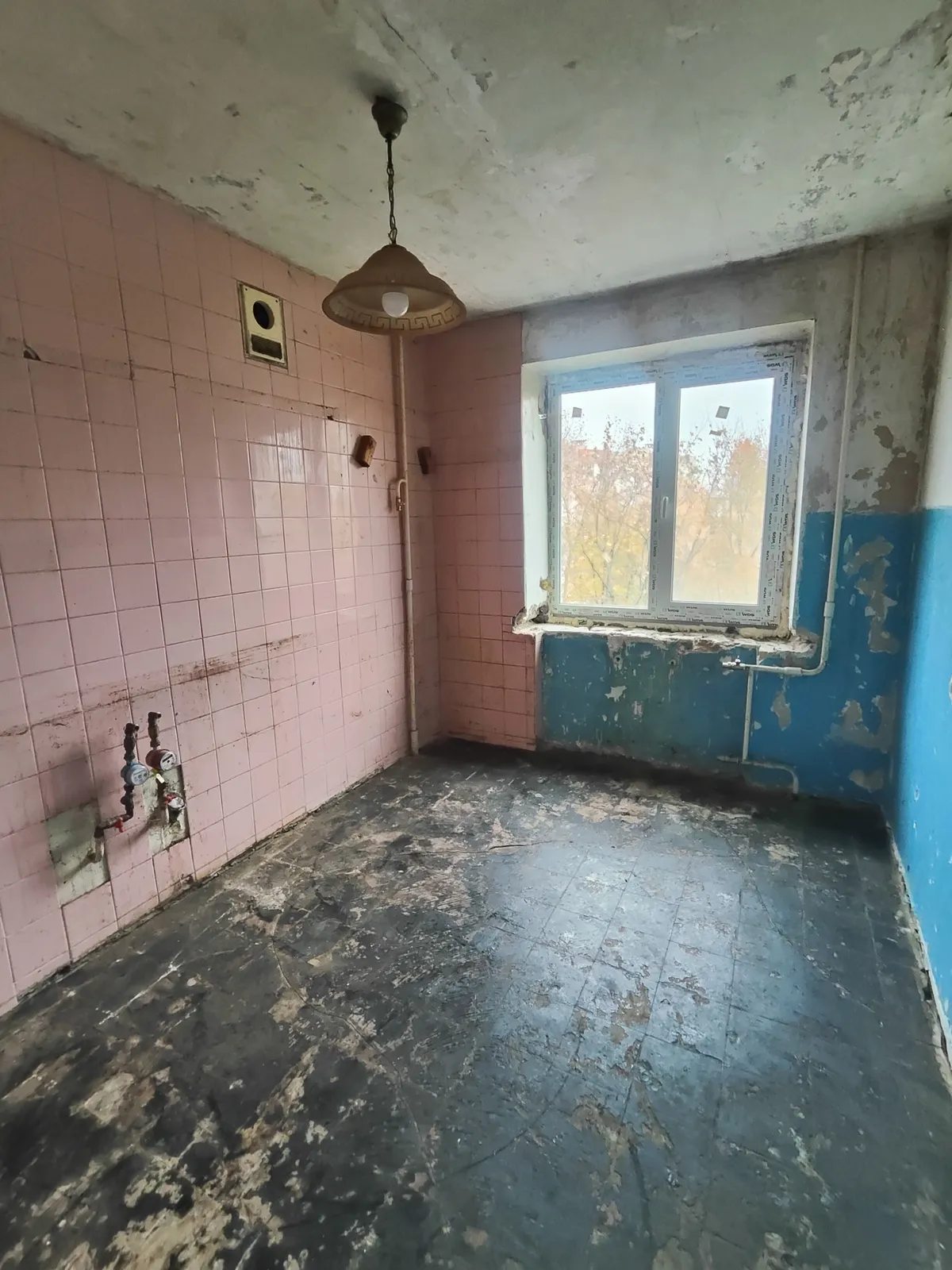 Продаж квартири 4 кімнати, 78 m², 5 пов./9 поверхів. 11, Теремківська 11, Київ. 