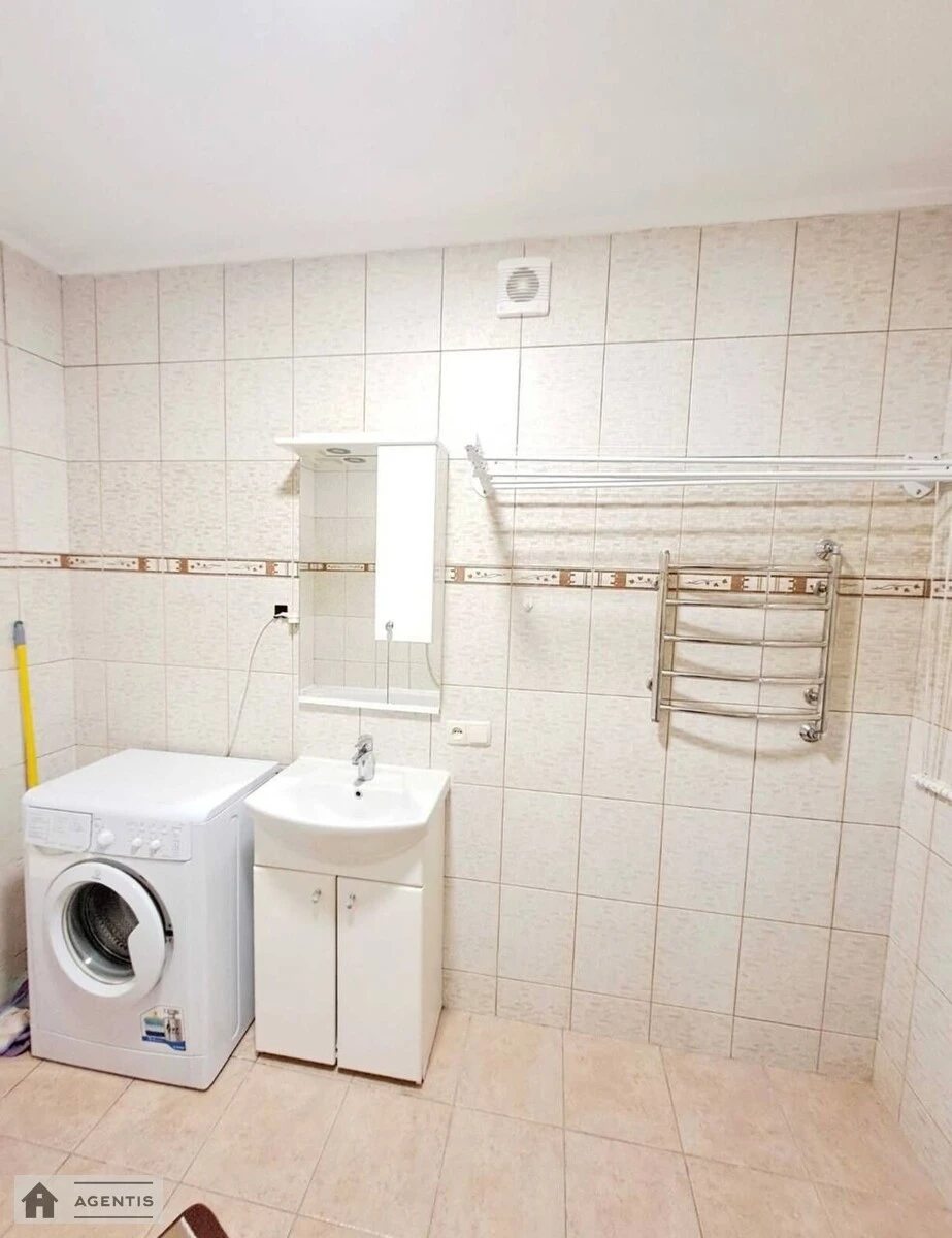 Здам квартиру 1 кімната, 38 m², 1 пов./9 поверхів. 19, Андрія Малишка вул., Київ. 