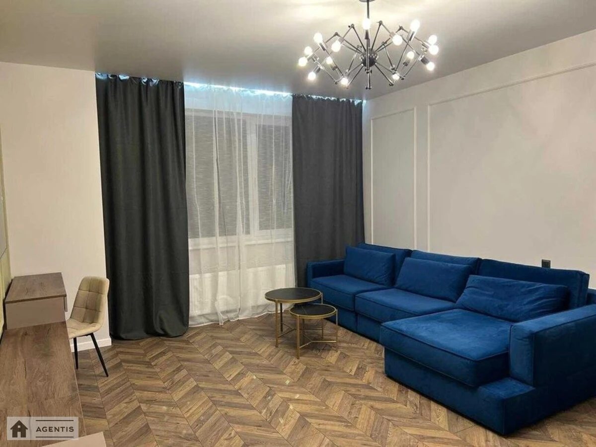 Сдам квартиру 2 комнаты, 74 m², 11 эт./33 этажа. 14, Андрія Верхогляда вул. (Михайла Драгомірова), Киев. 