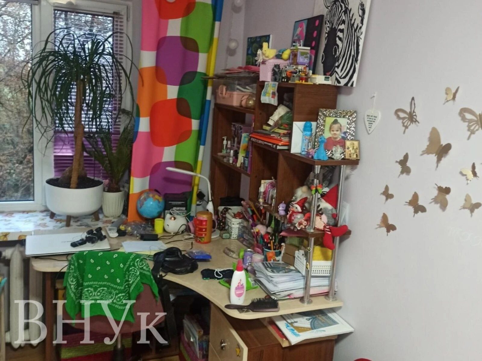 Продаж квартири 3 кімнати, 52 m², 2 пов./5 поверхів. Дружби вул., Тернопіль. 