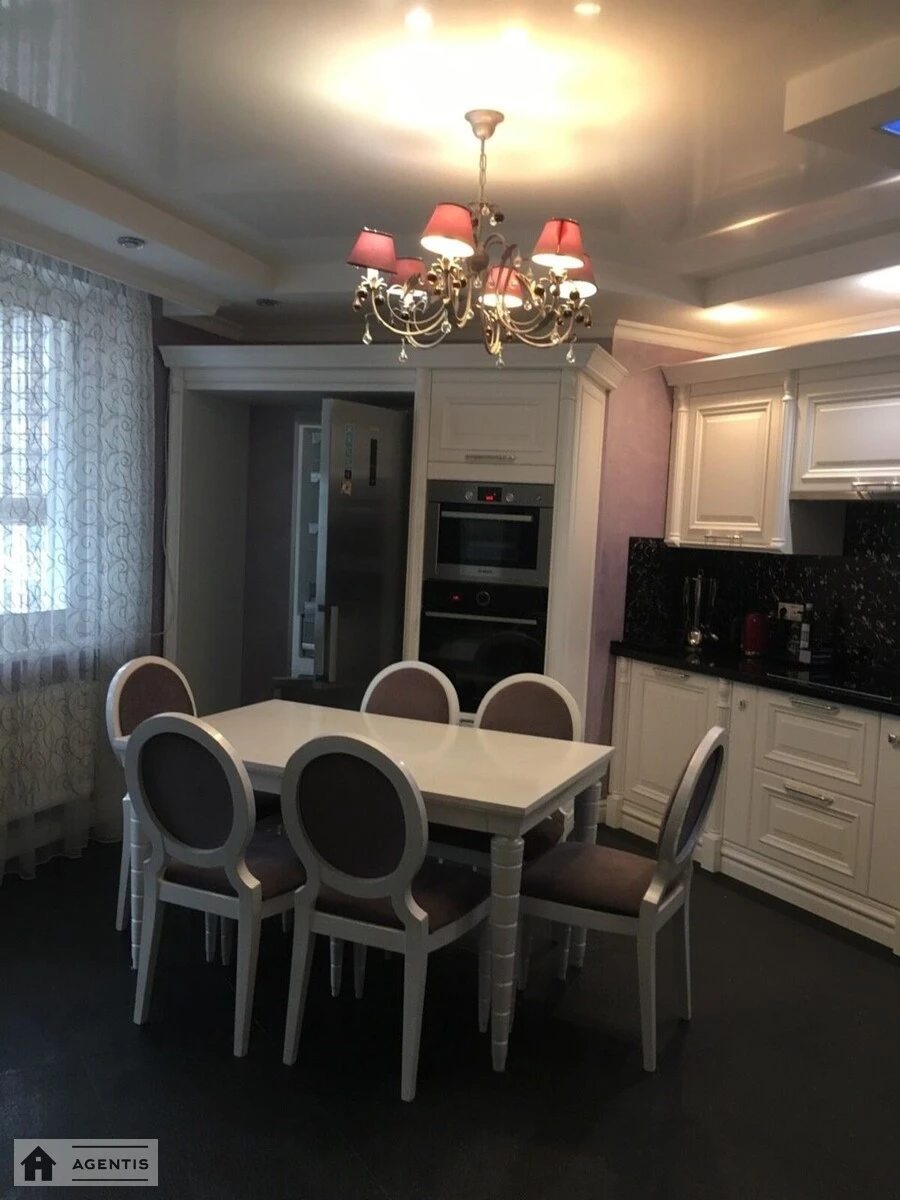 Здам квартиру 3 кімнати, 128 m², 6 пов./13 поверхів. Вишгородська, Київ. 